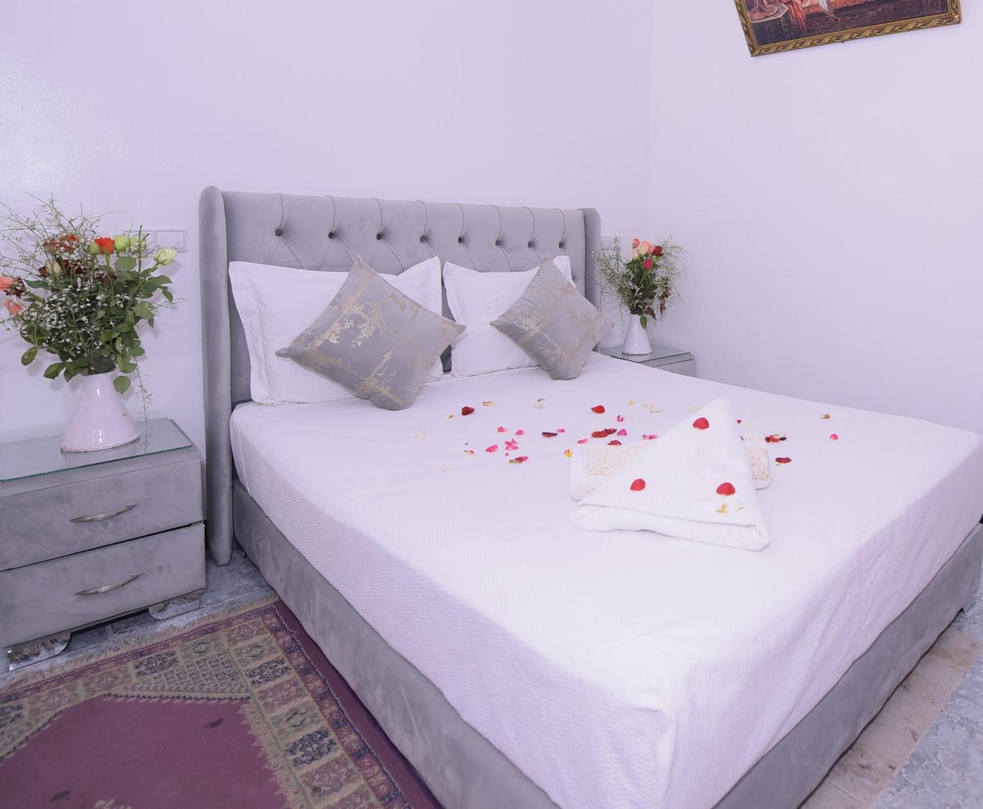 Hotel Riad Fantasia Marrakesh Bagian luar foto