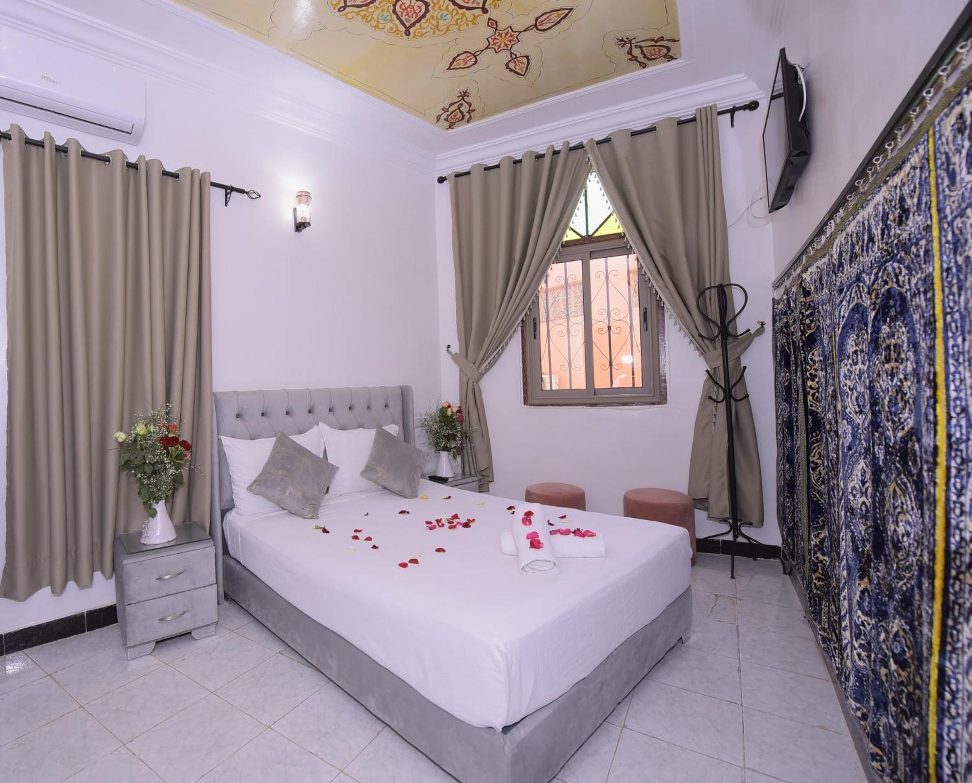 Hotel Riad Fantasia Marrakesh Bagian luar foto