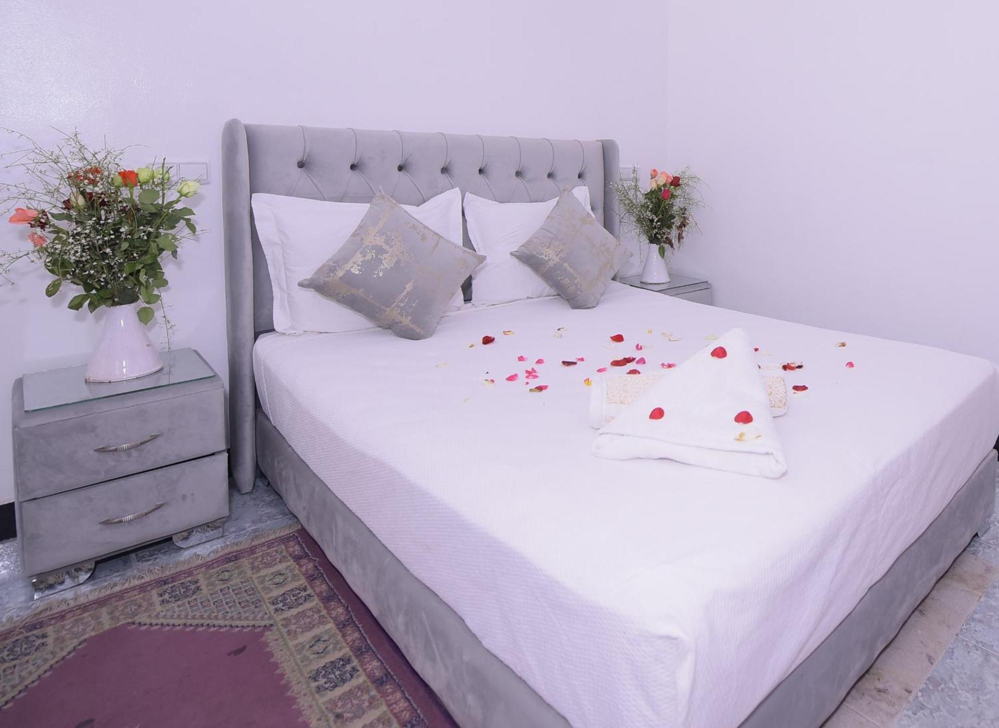 Hotel Riad Fantasia Marrakesh Bagian luar foto